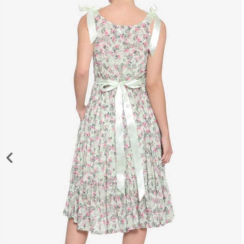 đź–¤Hot Topic Roses & Gears Dress - Picture 5 of 8